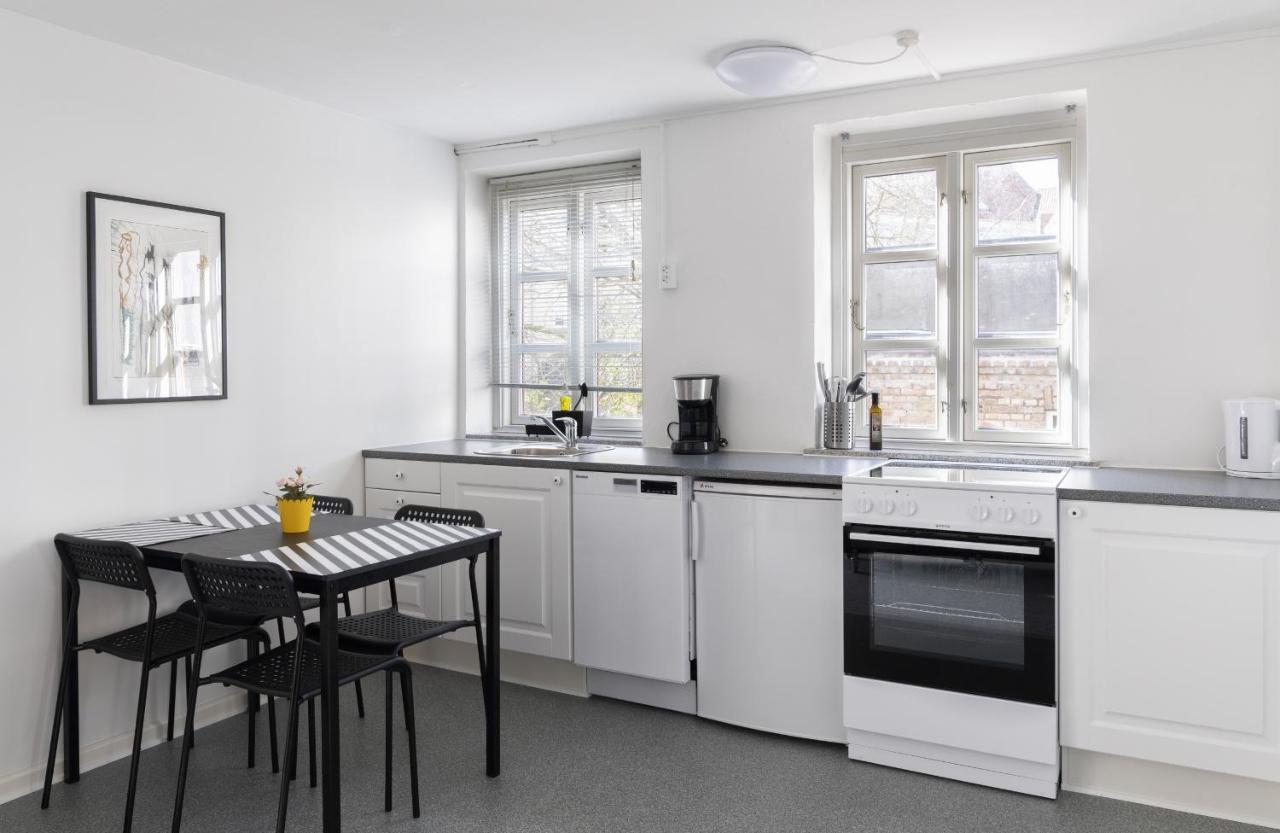 Aday - Apartment Suite 2 Aalborg Center Kültér fotó