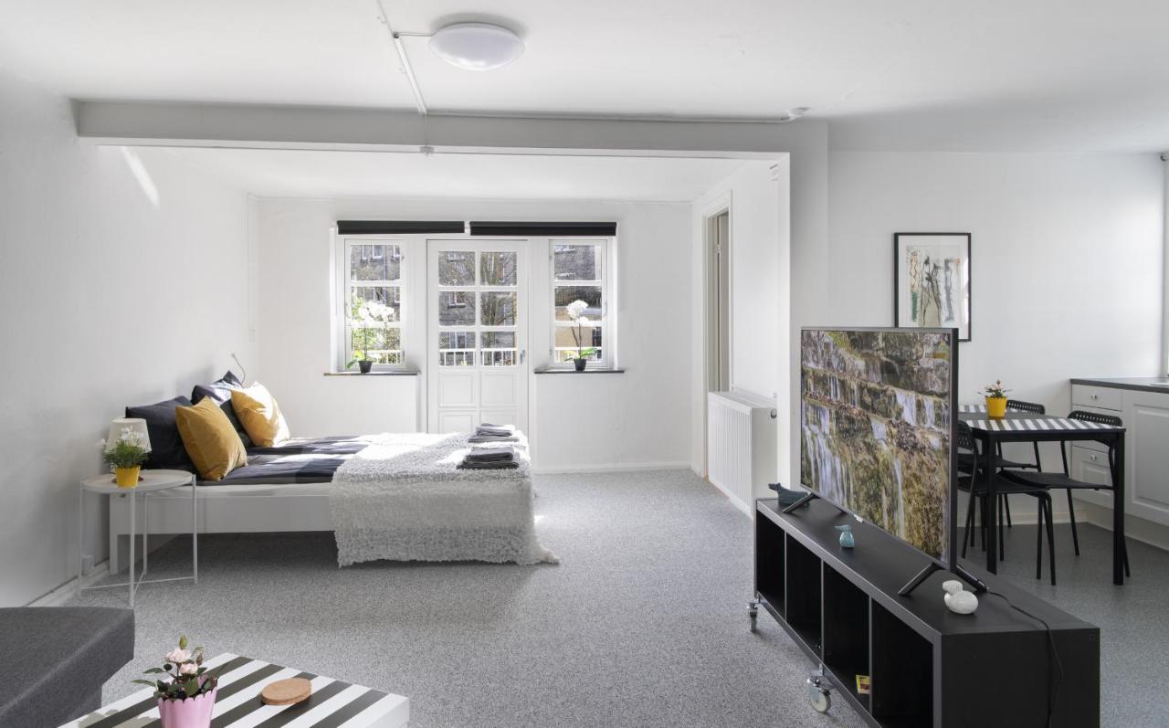 Aday - Apartment Suite 2 Aalborg Center Kültér fotó